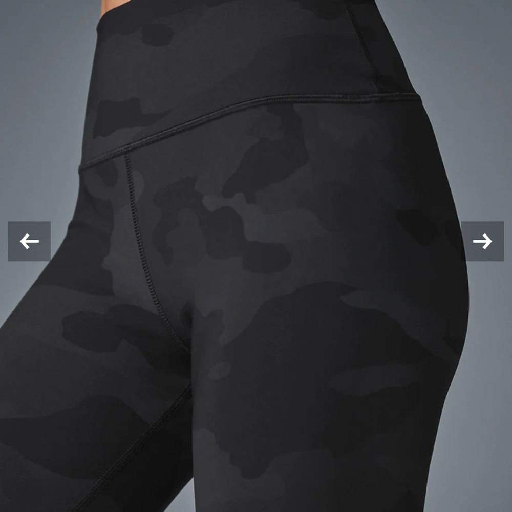 Alo Yoga High Waisted Camo Vapor Legging Black Gray Camouflage Size Small NWOT